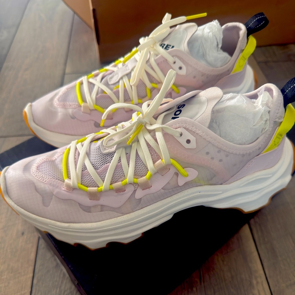 Sorel Kinetic Breakthru Tech Lace Size 8.5